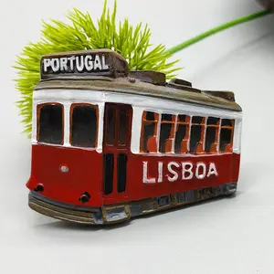 ODM OEM旅游纪念品树脂葡萄牙城市巴士造型旅游纪念品冰箱贴树脂葡京纪念品冰箱贴