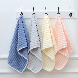 Toalla Facial de Felpa Coral Cotton Moon 150D, Gruesa, Absorbente y de Secado Rápido para Niños, Uso en Baño y Playa - Product Image 2