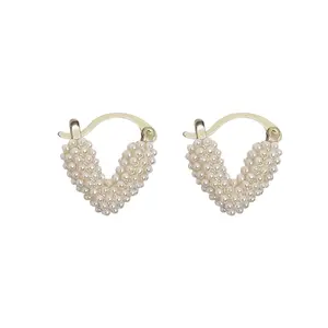 High quality Love heart pearl earrings cute light luxury Clip-on Earrings for women