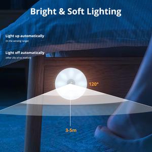 Luz LED inalámbrica con sensor de movimiento para armario, lámpara LED tipo loto para colgar sobre el gabinete, funciona con batería, ideal para espacios pequeños. - Product Image 3