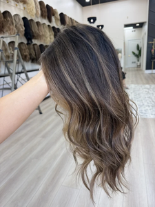 Perruque Lace Frontale de Luxe Personnalisée en Cheveux Européens Premium 100% Naturels, Blond Caramel Dimensionnel, <span class=keywords><strong>avec</strong></span> Ligne de Cheveux Naturelle pour Femme - Product Image 2
