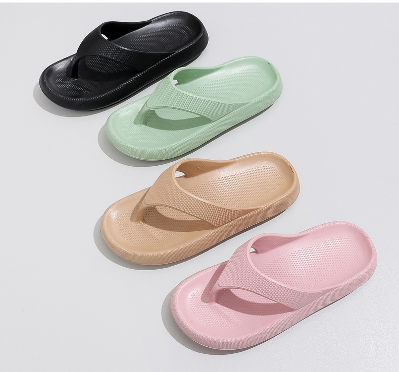 New Clip-on Filp-flops Slippers Non-slip Casual Flat Shoes Soft Soled Bathroom Shoes Couples Filpflops