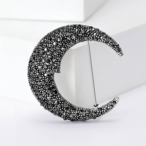 Versión coreana nueva creativa Retro Luna suegro plateado aleación cristal broche elegante Simple moda personalidad Pin - Product Image 5