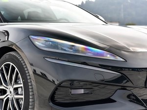 เดนซ่า ซี9 2024 630 โปร: ระยะทางวิ่ง 630 กม. (มาตรฐาน CLTC), มอเตอร์สามตัว 966 แรงม้า, เทคโนโลยีอี้ซานฟาง, รถซีดานหรูระดับพรีเมียม - Product Image 4