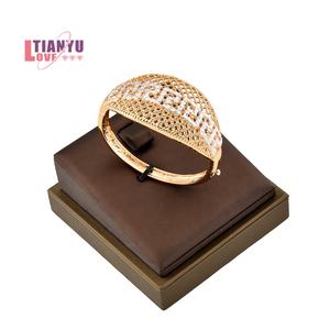 도매 패션 금속 합금 여성 보석 세트 사우디 18K 금도금 사용자 정의 저렴한 신부 아프리카 보석 세트 - Product Image 6