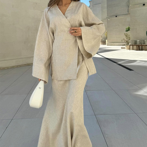 Set Estivo Leggero da Donna Musulmana Enyami Dubai Medio Oriente, 2 Pezzi, Vendita all'Ingrosso, Top a Maniche Lunghe e Gonna Lunga Abaya Modesta - Product Image 2