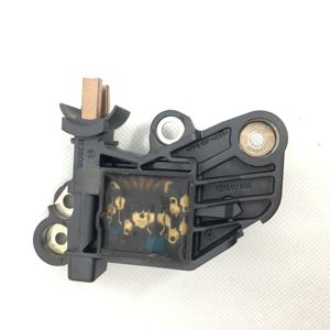 RÉGULATEUR D'ORIGINE <span class=keywords><strong>12V</strong></span> 0272220855 0 272220855 POUR CRAFTER POUR <span class=keywords><strong>BOSCH</strong></span> - Product Image 1