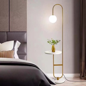 Table basse en <span class=keywords><strong>marbre</strong></span> de luxe nordique moderne en or lampe d'angle en métal lampadaires Led sur <span class=keywords><strong>pied</strong></span> avec étagères pour le salon - Product Image 2