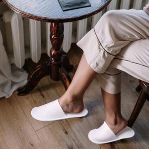 Calzado de Spa de masaje ligero con punta cerrada antideslizante desechable ecológico forro no tejido para artículos de tocador de Hotel - Product Image 4