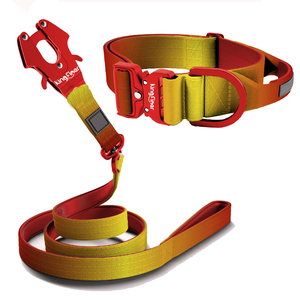 Correa y <span class=keywords><strong>Collar</strong></span> Ajustable Táctico de Nailon Personalizado para Perro, Acolchado de Neopreno con Hebilla Ligera de Metal de Aluminio para la Temporada Navideña - Product Image 3