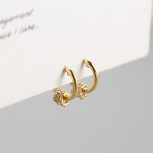 NOVITÀ 2022 Orecchini Minimalisti in Argento Sterling 925 per Donne, Set di Orecchini a Cerchio Pendenti Placcati Oro con Piccoli Diamanti CZ Fai-da-Te - Product Image 3