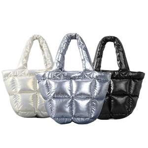 Nuova Borsa Tote Morbida ed Ecologica <span class=keywords><strong>2023</strong></span>, Design Semplice alla Moda per Donne, Chiusura con Cerniera, Materiale PU - Product Image 1