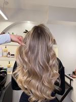 Prothèse capillaire pour femme en cheveux humains naturels, base en soie, balayage blond cendré de haute qualité, mono topper