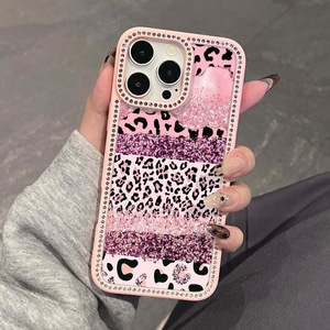 Coque de téléphone antichoc en TPU <span class=keywords><strong>rose</strong></span> imprimé léopard avec paillettes et étoiles incrustées de diamants pour <span class=keywords><strong>iPhone</strong></span> 17 Pro Max – Idée cadeau - Product Image 4
