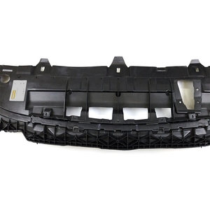 Pièces de carrosserie automobile Carte de protection du moteur 1568850336 pour Mercedes-Benz GLA X156 Couvercle de capot moteur de voiture - Product Image 3