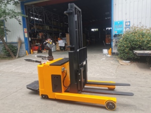 Heli Bereiken Type Heftruck Pallet <span class=keywords><strong>Stacker</strong></span> 1500Kg 1.5 Ton CPDB15-25 Gecompenseerde Elektrische <span class=keywords><strong>Reach</strong></span> <span class=keywords><strong>Stacker</strong></span> - Product Image 4