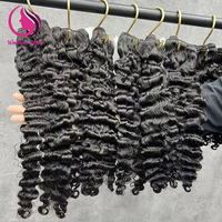 Lots de Cheveux Bruts Ondulés Indiens Vierge Naturel Noir pour Tissage