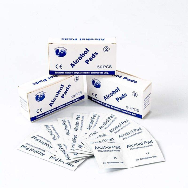 OEM Individually Wrapped Medical Grade 70% Isopropyl Large Alcohol Prep Pad Wipes Disposable for Disinfection Use