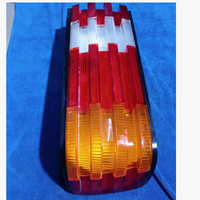 Pour Mercedes-Benz W126 300SEL OE A1268200864 Feu arrière LED cristal neuf avec lentille rouge 24V et clignotant