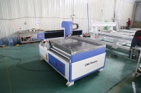Routeur CNC Chenmai 9012, table de travail 900x1200mm, contrôle NC Studio/DSP, broche 2.2/3.2/3.7kW, précision 0.05mm, 380V, garantie 1 an