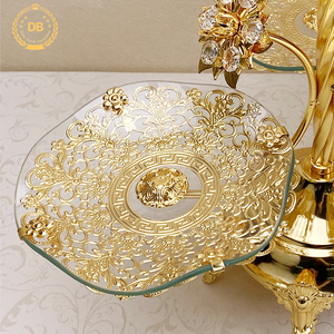 Bandeja de Chocolate Vintage Estilo Árabe en Oferta, Bandeja Dorada para Frutos Secos con 3 Platos de Vidrio para Decoración de Ramadán - Product Image 5