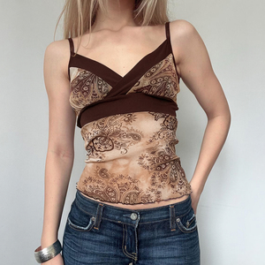 Camisola de malla con estampado paisley marrón vintage para mujer, con volantes en el bajo, cuello en V sexy y tirantes transparentes, ideal para fiestas de verano y discotecas. - Product Image 4