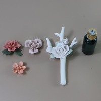 Synwish Hôtel Parfum Unique Céramique Fleur Bâtons En Gros Huile De Luxe Bouteilles Nouveau Bâton Reed Diffuseur Pour La Maison