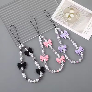 Correa de Moda para Teléfono con Lazo, Corazón, Perlas de Imitación y Cadena de Cuentas, Bonita Correa de Muñeca para Teléfono Móvil, Accesorios Y2K - Product Image 1