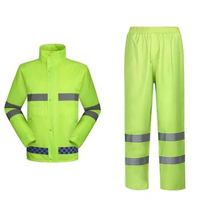 Chaqueta Impermeable de Motocicleta y Bicicleta de Alta Visibilidad, Diseño de Doble Capa, Tela Oxford de Alta Calidad, Traje de Lluvia Resistente - Product Image 1