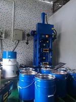 Système de remplissage automatique pour fûts et IBC, ligne d'équipement de conditionnement de liquides lubrifiants pour moteurs