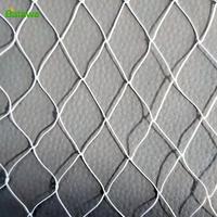 Filet en plastique anti-oiseaux et anti-insectes, bonne transmission de la lumière et ventilation pour la protection des vergers