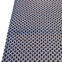 Grillage soudé vibrant à maille plate avec services de découpe et de pliage – Grillage métallique noir pour l'énergie et l'exploitation minière