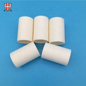 Haute pureté personnalisée <span class=keywords><strong>99</strong></span>% 96% <span class=keywords><strong>99</strong></span>.5% <span class=keywords><strong>99</strong></span>.7% Tube en céramique d'alumine industrielle Al2O3 <span class=keywords><strong>Canal</strong></span> de tuyau - Product Image 3