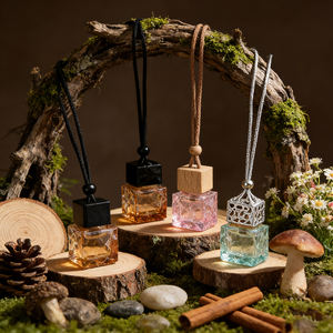 Botella Cuadrada de 8 ml para Colgar en el Automóvil, Ambientador, Perfume, Colgante, Botella Difusora de Vidrio Vacía para Automóvil - Product Image 2