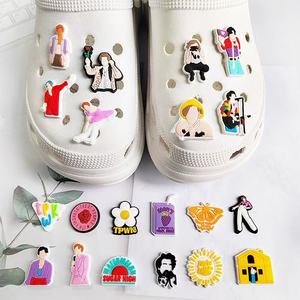 Ciondoli per Borse e Scarpe HY Popolari, Accessori Decorativi in PVC Stile <span class=keywords><strong>Harry</strong></span> Potter, Decorazioni per Zoccoli a Tema Pietra Nera per Ragazzi e Bambini - Product Image 2