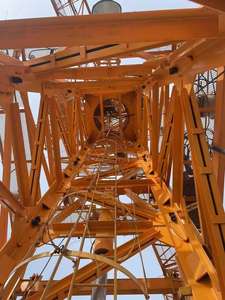 Grúa Torre Zoomlion al Mejor Precio, Nueva, de Alta Calidad, Capacidad de Carga de 10 Toneladas, Motor de Alta Eficiencia, Control Remoto, Altura Máxima de 200 m - Product Image 4