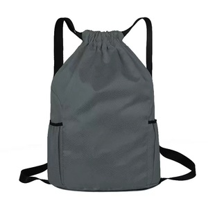 Mochila con cordón ajustable, bolsillo frontal con cremallera, mochila tipo cinch de tela antidesgarro, bolsillos laterales de malla, correas ajustables, ligera e informal - Product Image 4