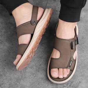 Sandales d'été pour hommes 2026 |   Chaussons légers à double usage pour la conduite, antidérapants, à semelle souple, polyvalents, décontractés, pour la plage - Product Image 4