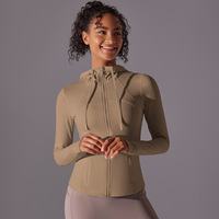 Veste de Yoga de sport serrée avec trou pour le pouce femmes grande taille respirant Stretch course cyclisme Fitness vestes