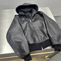 2025 Vente en gros OEM Veste bomber en cuir noir brillant personnalisée, coupe ample, style survêtement de pilote