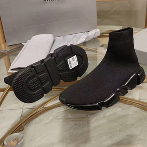 Zapatos Casuales de Alta Calidad para Hombre y Mujer - Product Image 3