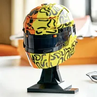 Casque de pilote de course populaire Lewis Hamilton Charles Leclerc Oscar Piastri Lando Norris en briques de plastique 40 pièces