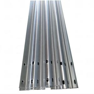 ספק סין באיכות גבוהה הספק סין מוסמך חם טבל פלדה מגולוון כביש מהיר 2.5-4 מ "מ מהנדס עובי - Product Image 5