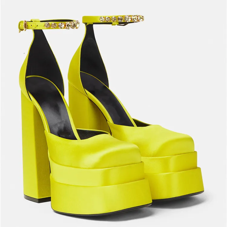 Ragazza impegnata HC1020 Talon femme 2022 designer block platform scarpe da donna tacchi donna 2021 tacchi alti scarpe da donna e da donna