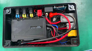 Allgemeines LiFePO4-Batteriekabel-Set mit Kupferkern, PVC-Isolierung und Steckverbindern - Product Image 4