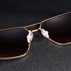 Gafas de Sol Polarizadas Antideslizantes Clásicas S15107 para Hombre y Mujer, Gafas Casuales para Negocios y Deportes al Aire Libre, para Viajes, Conducción y Pesca - Product Image 5