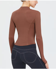 Vêtements de yoga amincissants à séchage rapide OEM ODM, haut de course pour femmes, coupe ajustée, sweat à capuche à col haut, veste de sport, vêtements de sport - Product Image 6