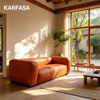 Canapé 3 places en cuir orange brûlé, capitonné, profil bas, style moderne, pour salon, avec pieds en bois