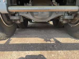 รถบรรทุกหนักมือสอง Sinotruk HOWO/Shacman 371/400/430 แรงม้า 8X4 เครื่องยนต์ Weichai กล้องมองหลัง เกียร์ธรรมดา 10 สปีด - Product Image 4