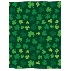 Couverture douce de la Saint-Patrick personnalisée Greens of Ireland Clovers and Shamrocks Design